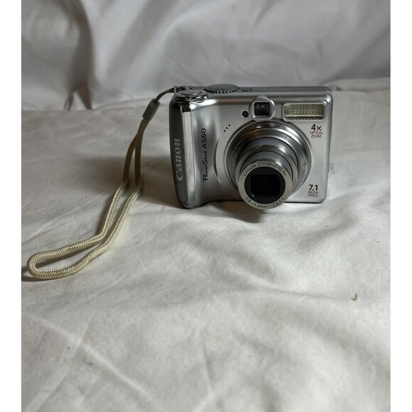 Canon PowerShot A560 Digital Camera 7.1 Megapixel - Parts or Repair Lens Error